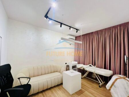 Shitet Biznesi, rruga "Bardhyl", Tirane