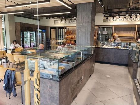 Shitet Njësi Biznesi te Rruga e Kavajës