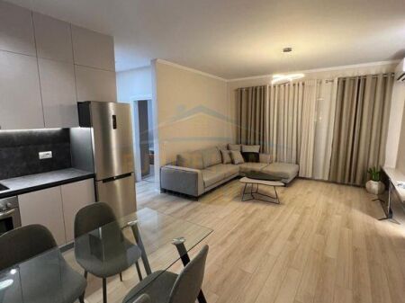 Qera, Apartament 1+1, Rruga e Dibrës, Tiranë.