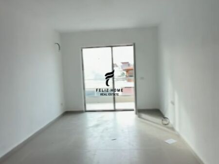 SHITET APARTAMENT 2+1 GOLEM 133.400 EURO FH-67590