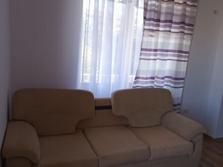 APPARTAMENTO 1+1. 26000 LEKE. EX MERCATO ELETTRICO.