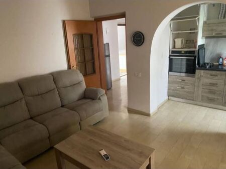 Apartament 1+1 per qira shkolla Osman Myderizi  !