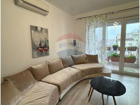 Apartament - Për Shitje - Rruga Don Bosko, Tiranë