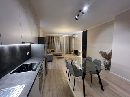Qera, Apartament 1+1, Rruga e Dibrës, Tiranë.
