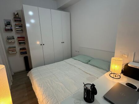 Shitet garsoniere – Mangalem, Ali Demi