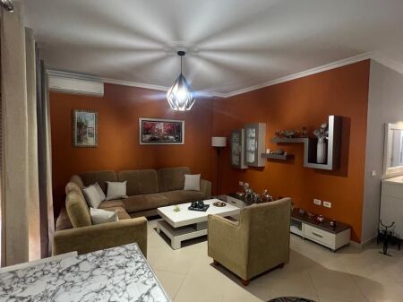 Jepet me qira apartament 2+1 tek Kazazi ne Durres