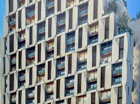 🏗️ Investim Smart te "Monolith" – 1+1 me Super Pamje te Rruga Bardhyl! 🏙️