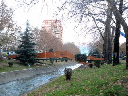 SHITET DYQAN 120 M2 ISH EKSPOZITA. BUZE RRUGES