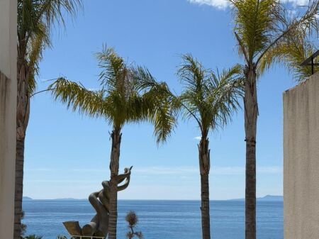 🌊 Shitet Apartament 1+1 – Santorini Residence, Dhërmi 📍