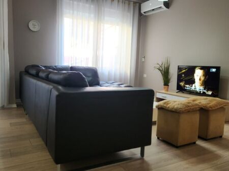 Apartment for Rent 1+1 at 21 Dhjetori (ID B211206) Tirane