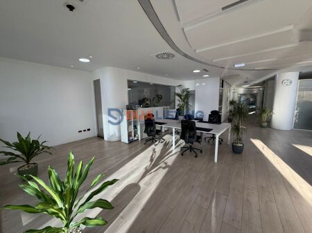 Office space for rent 📍Air Albania