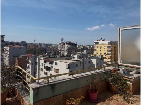 Piazza Willson, Vendita Appartamento 2+1 Con Veranda