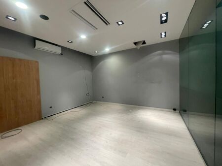 Office for rent in Bllok
