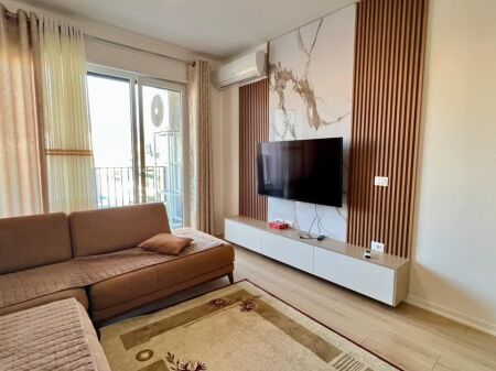 🏠 IN AFFITTO: Appartamento 2+1+2 Bagni 📍5 Maj (Di fronte al Concord Center) – 60,000 ALL/Mese – 115m² – Nuovo, Mai Abitato – Edificio Nuovo 2026 ✨