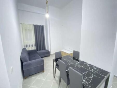 Apartament me qira 1+1 te Tregu Elektrik