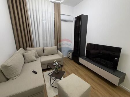 Apartament - Për Qira - Rezidenca OXA 1+1