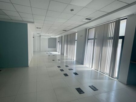 🏢 Jepet me qira njësi komerciale përballë Delijorgjit