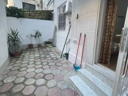 Jepet me qira 1+1 te Pazari i Ri