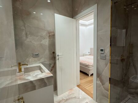 Vendesi in vendita Appartamento 2+1+2📍 Zogu i Zi – Complesso “Folea e Gjelbër”