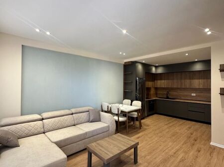 Jepet me qira 1+1+ parkim ASTIR TE URBAN GATE