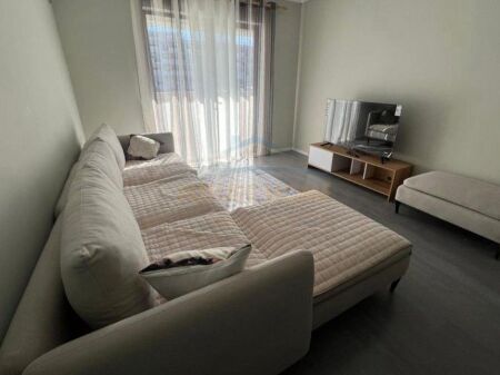 Rent, Apartment 1+1, 5 May Street, Tirana.