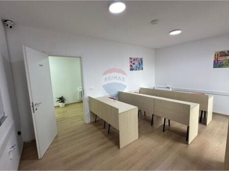 Apartament 3+1+2 për Shitje te Bulevardi i Ri