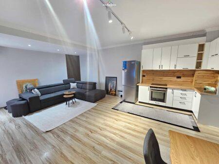 Appartamento In Affitto 2+1 A Kodra E Diellit ( ID B2201467) Tirana