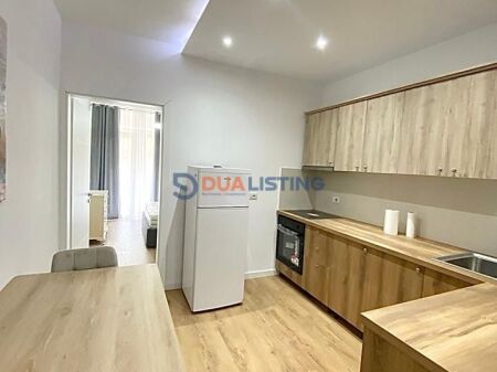 Modern 1+1 apartment for rent at Myslym Shyri!
