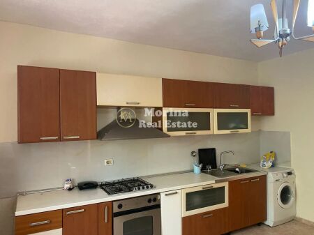 Affitto | Vilë 2 + 1 | Bulevardi i Ri | 400 €/mese