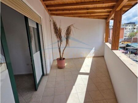 Qera, Apartament 2+1+2+Verande, Don Bosko , Tirane