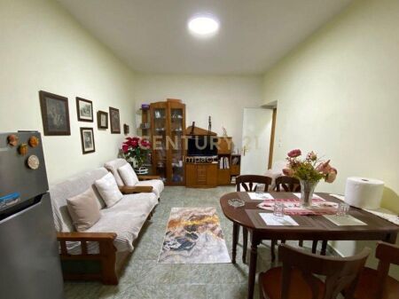 Apartament 2+1 Me Qira tek Stadiumi Dinamo, Tiranë !