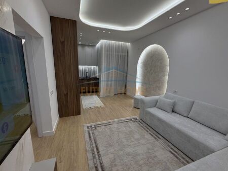 Shitet , Apartament 1+1 Unaza e Re ,Tirane