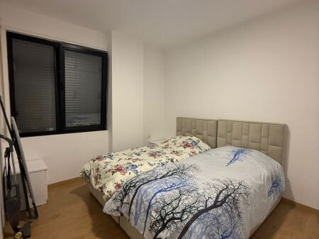 Jepet Me Qera Apartament 2+1+2 Tualete + 1 Ballkon