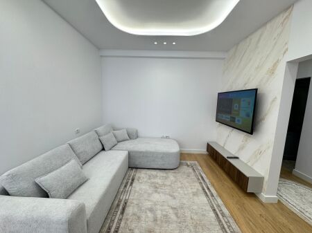 VENDESI APPARTAMENTO 1+1 ASTIR (vicino VILA L)