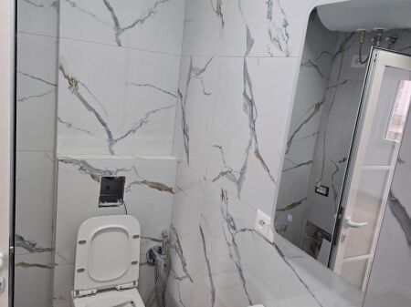 🏠 IN VENDITA: Appartamento 1+1 (📍Pazari i Ri / Shkolla e Kuqe) 🔥 40m² || 4° Piano️⃣ Ottima opportunità di investimento || Appena ristrutturato ✨️ 122.000€ 💶💶