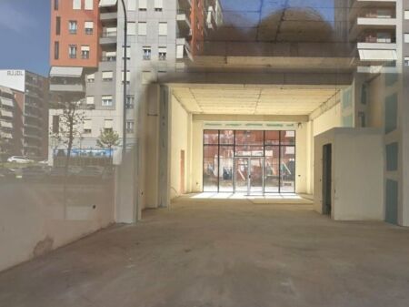 Commercial space for rent - ground floor