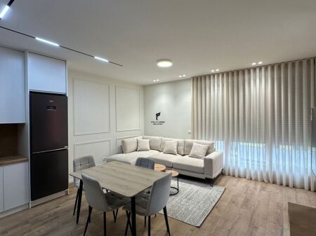 APARTAMENT ME QERA 1+1 BULEVARDI I RI 60.000 LEKE FH-68214