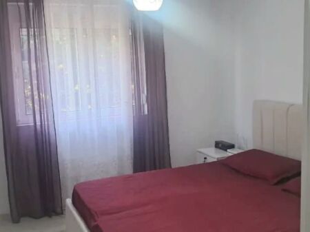 Jepet Me Qera Apartament 1+1+1 Ballkon