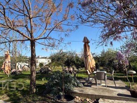 Agroturizëm në shitje në Lalz