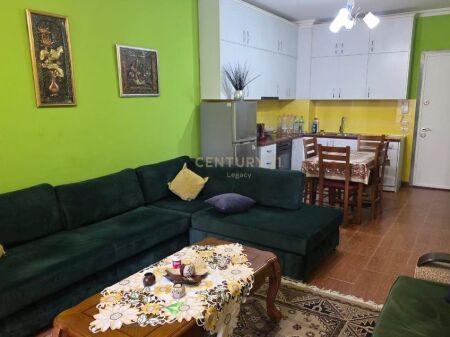 Apartment for rent 1+1 , 21 Dhjetori , Frosina Plaku