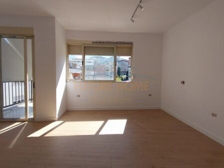 For sale, Apartment 2+1+2, Melisa Pastry Shop, Fresk.