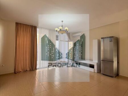 JEPET ME QIRA | Apartament 2+1+2 – Bulevardi i Ri (Rezidenca Avid)