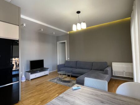 Apartament 2+1 Me Qera plus Post Parkimi ne Delijorgj.