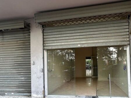 Shop for sale, Near Square 21