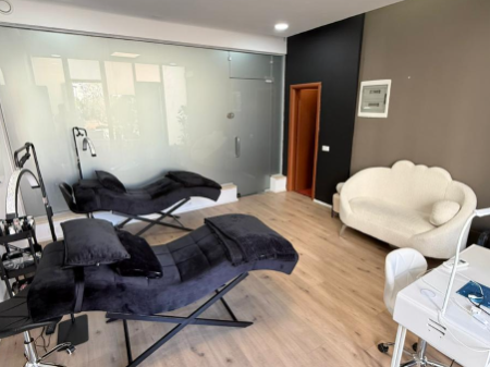 🏡 Business premises for rent in Bllok, near the Law University