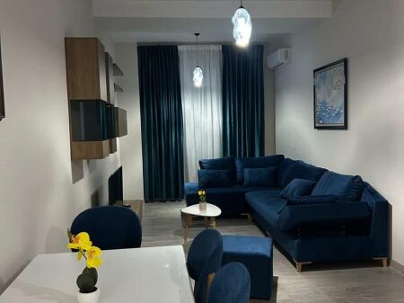 Appartamento 1+1 in affitto – Xhamllik | vicino a Brryli