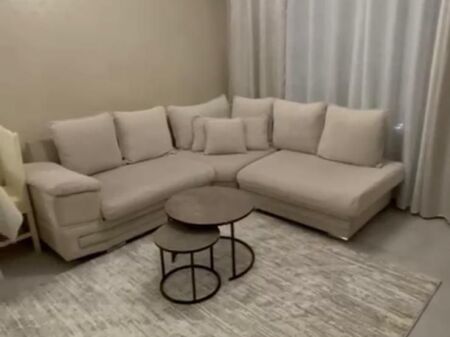 Jepet me qera apartament 1+1, Yzberisht Kompleks Molla Bulevard Migjeni.