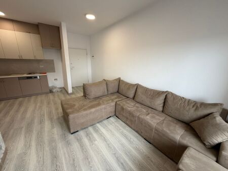 Jepet Apartament me qera