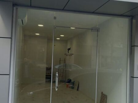 SHOP FOR RENT 65 M2 BLLOK 350,000 LEKE FH-68241