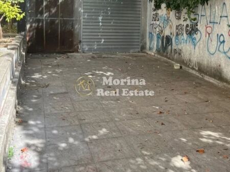 Qera | Magazinë | Kristal Center | 300 €/muaj